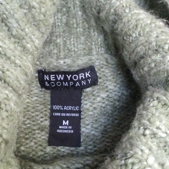 New York and Company long sleeve Cowl turtle neck sweater - Picture 5 of 5